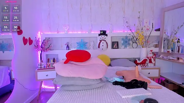 Snapshot of RachelMorgan01 chatting on 12.31.24 RachelMorgan01 online show from 12.31.24