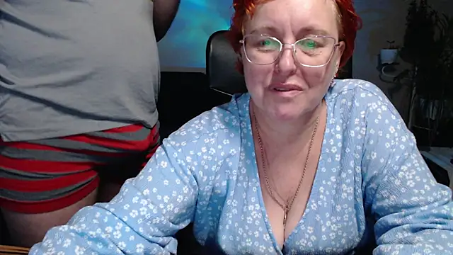 JoannaAndNeighbour online show from 11.15.25