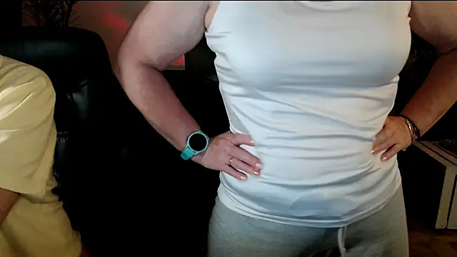 JoannaAndNeighbour online show from 11.30.25