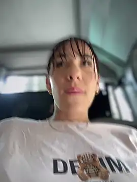   IRIS   online show from 01.31.25