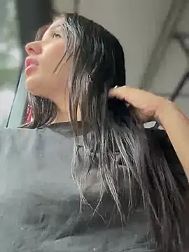   IRIS   online show from 03.05.25