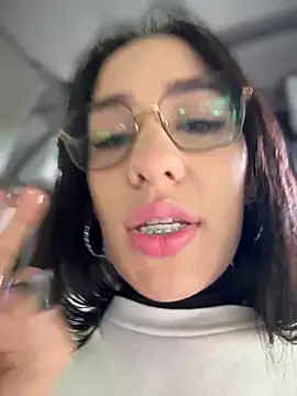   IRIS   online show from 10.10.25