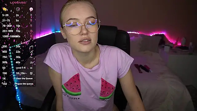 AmandaFiree online show from 10.03.25