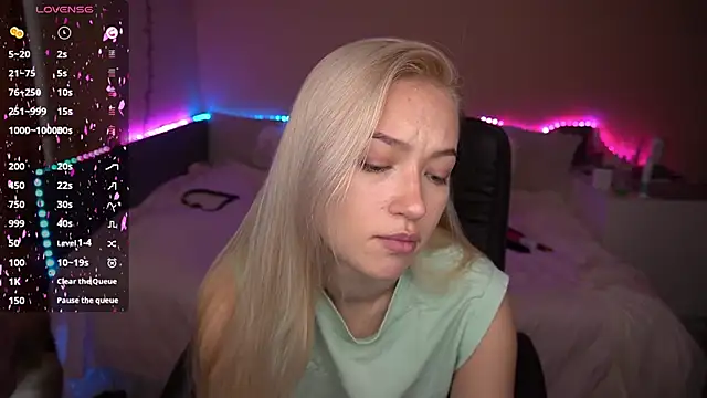 AmandaFiree online show from 10.05.25