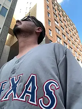 Snapshot of Bbyboyivan chatting on 03.01.26 Bbyboyivan online show from 03.01.26