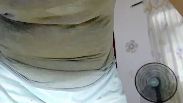 Snapshot of hottplay chatting on 12.07.24 hottplay online show from 12.07.24