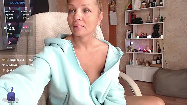 Snapshot of _Wild_roze_ chatting on 04.28.26 Wild roze online show from 04.28.26