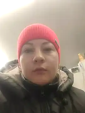 Snapshot of Kristi_Ricky chatting on 12.19.24 Kristi Ricky online show from 12.19.24