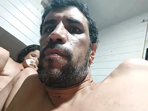 Hotcasados69 online show from 04.26.26