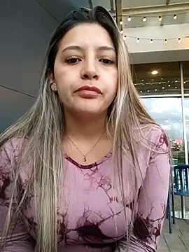 Snapshot of alana_69 chatting on 05.20.26 alana 69 online show from 05.20.26