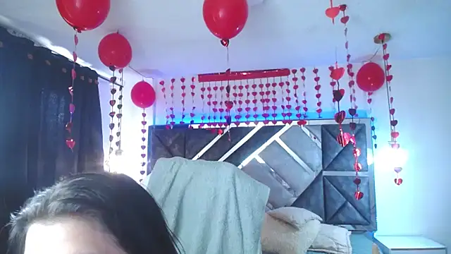 Snapshot of selena_yourmilf chatting on 02.06.25 selena yourmilf online show from 02.06.25