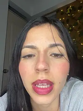 Snapshot of Flor69eva chatting on 10.16.25 Flor69eva online show from 10.16.25