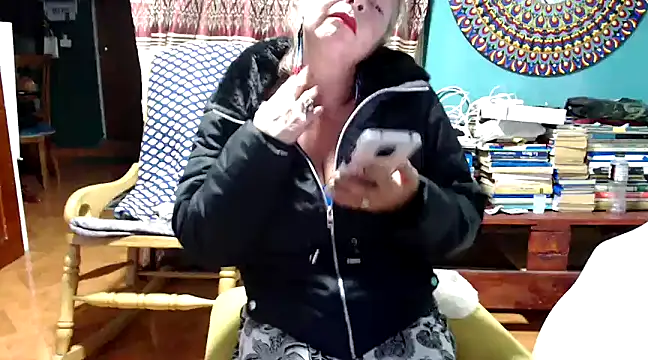 Snapshot of marinadenoche chatting on 01.23.25 marinadenoche online show from 01.23.25