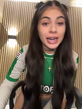 Sarasanders 4 online show from 10.27.25