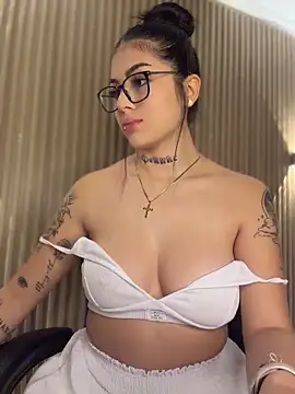 Sarasanders 4 online show from 04.09.26