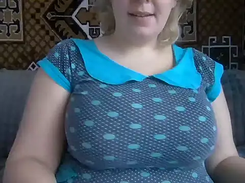 Diana Britt online show from 02.08.25