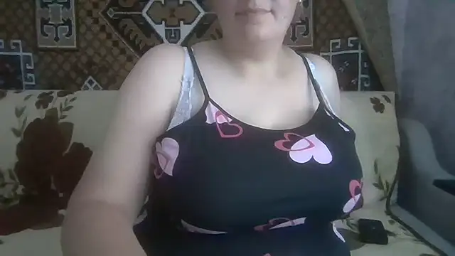 Snapshot of Diana_Britt chatting on 08.04.26 Diana Britt online show from 08.04.26