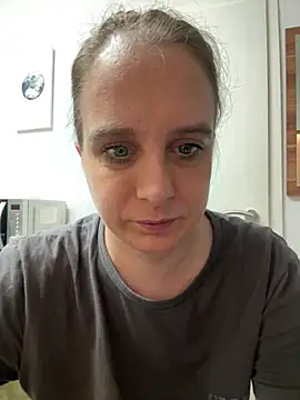 LadyChantale online show from 04.07.26