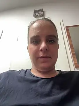 LadyChantale online show from 04.14.26