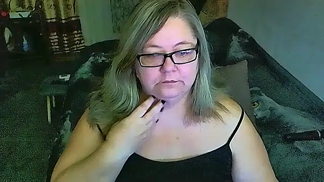 sex2 online show from 12.04.25