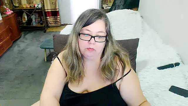 Snapshot of sex2 chatting on 06.11.26 sex2 online show from 06.11.26