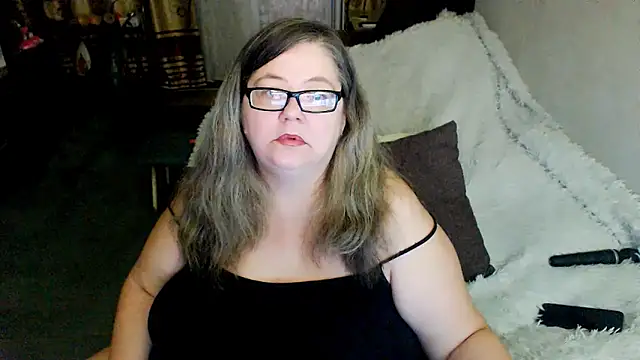 Snapshot of sex2 chatting on 06.12.26 sex2 online show from 06.12.26