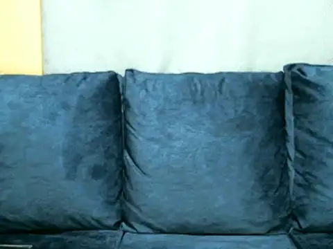 Snapshot of reezly chatting on 12.01.24 reezly online show from 12.01.24