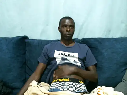 Snapshot of reezly chatting on 02.07.25 reezly online show from 02.07.25