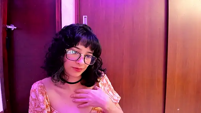  Lunnaa  online show from 03.23.25