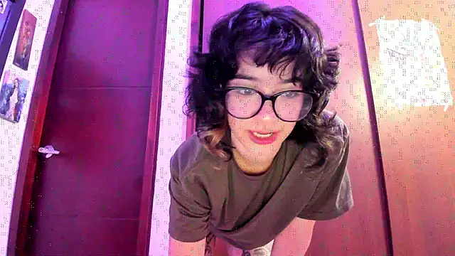  Lunnaa  online show from 10.20.25