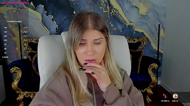 CassandraGood online show from 12.10.24