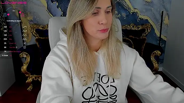 CassandraGood online show from 12.11.24