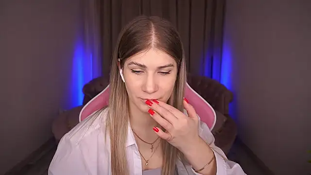 CassandraGood online show from 03.14.25