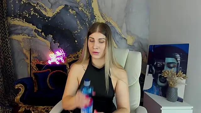 CassandraGood online show from 03.16.25