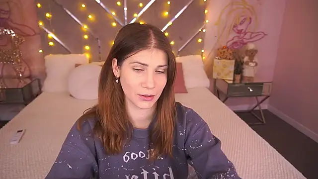 CassandraGood online show from 01.11.26