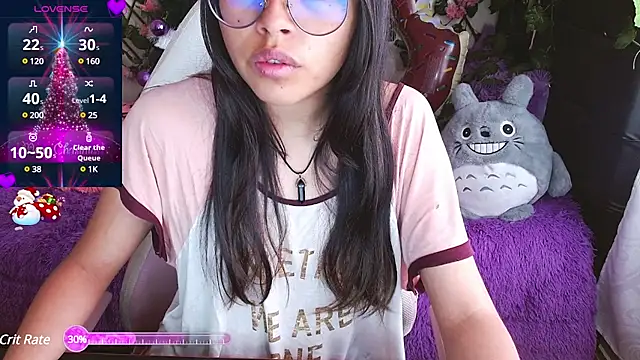 Snapshot of MidoriQuiinn chatting on 12.23.24 MidoriQuiinn online show from 12.23.24