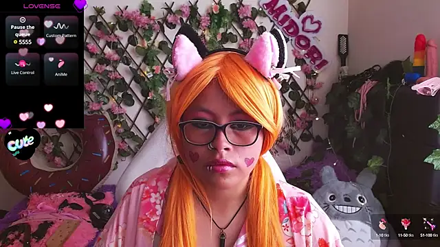 Snapshot of MidoriQuiinn chatting on 01.31.25 MidoriQuiinn online show from 01.31.25