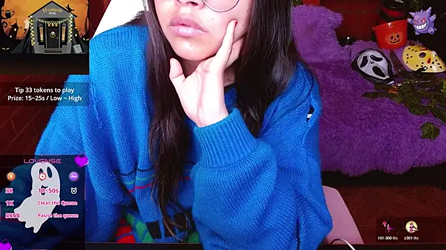 Snapshot of MidoriQuiinn chatting on 10.23.25 MidoriQuiinn online show from 10.23.25