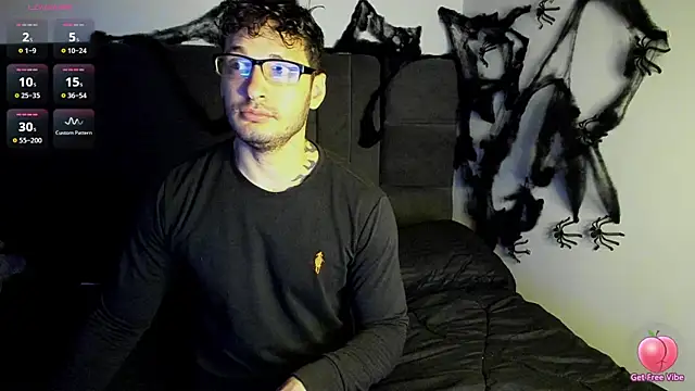 alejandro  2 online show from 11.02.25