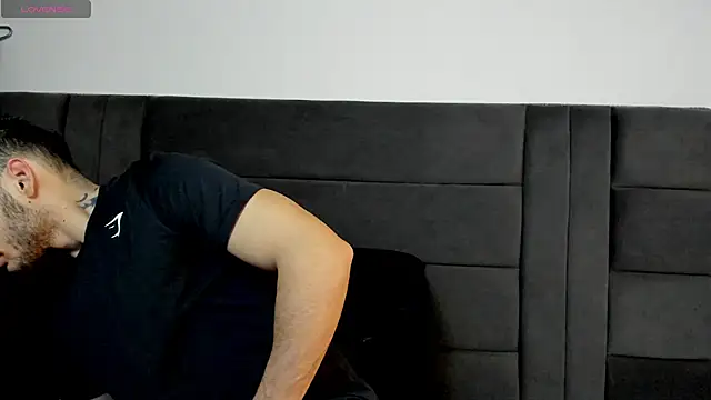 Snapshot of alejandro__2 chatting on 05.10.26 alejandro 2 online show from 05.10.26