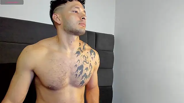 Snapshot of alejandro__2 chatting on 06.05.26 alejandro 2 online show from 06.05.26