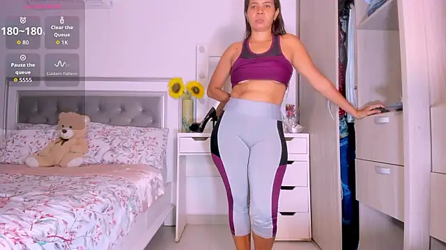 sharonDulce online show from 02.12.26