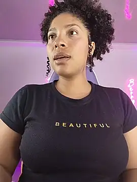 Snapshot of DannaBerry chatting on 11.29.25 DannaBerry online show from 11.29.25