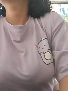 Snapshot of DannaBerry chatting on 12.03.25 DannaBerry online show from 12.03.25