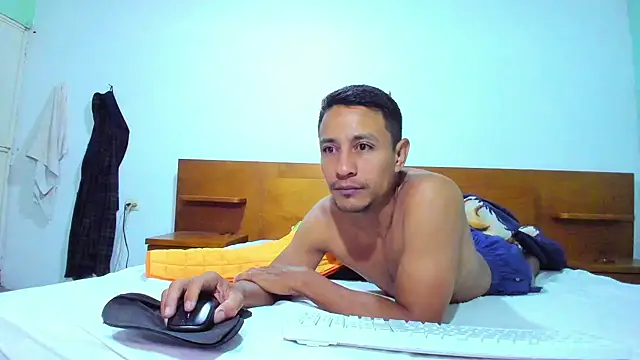 Snapshot of Maik_James chatting on 01.18.26 Maik James online show from 01.18.26