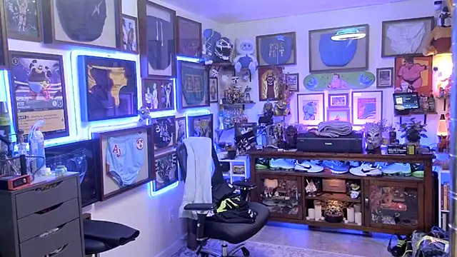 Briefs bud online show from 09.13.25