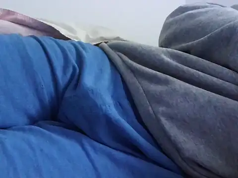 ScalicHat69 online show from 11.26.25