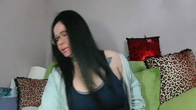 x  KHALEESI  x online show from 02.16.25