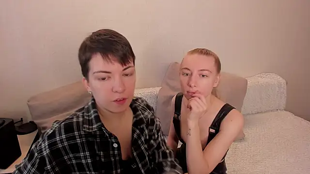 secret dreams   online show from 12.07.24