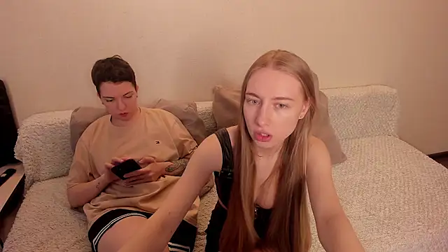 secret dreams   online show from 01.25.25